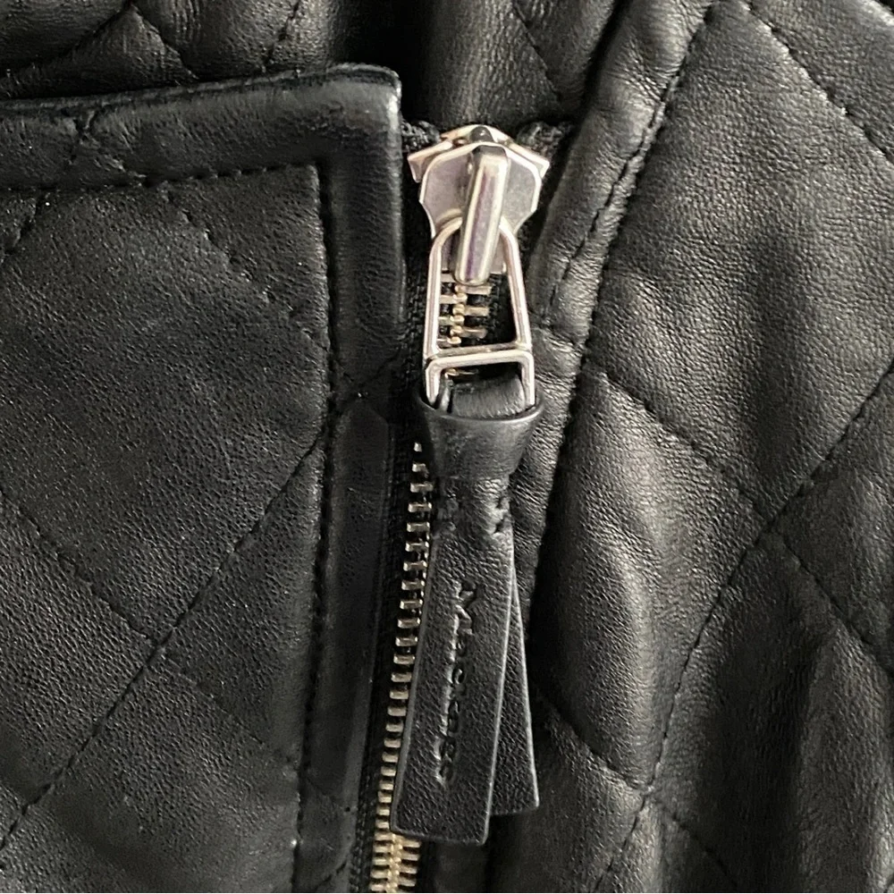 ⭐️HOST PICK⭐️ Mackage Leather Jacket - Picture 6 of 16